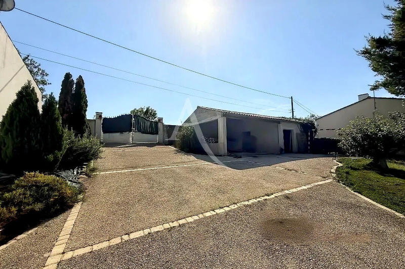 Maison - 165 m² - 7 pièces