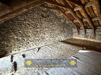 Maison - 80 m² - 5 pièces