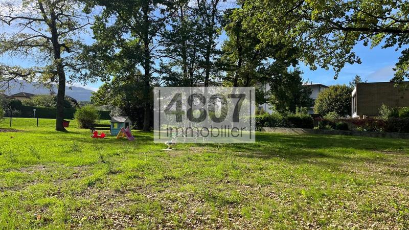 Appartement - 82 m² - 4 pièces