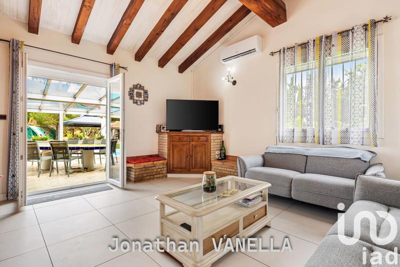 Maison - 238 m² - 8 pièces