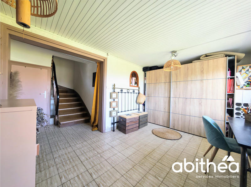 Maison - 140 m² - 6 pièces