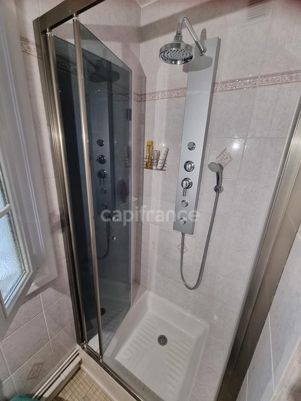 Appartement - 104 m² - 5 pièces