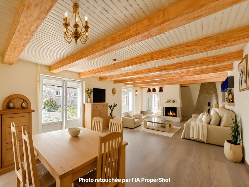 Maison - 193 m² - 9 pièces
