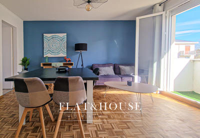 Appartement - 77 m² - 5 pièces