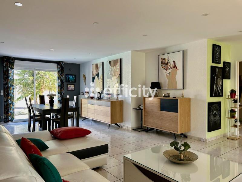 Maison - 185 m² - 7 pièces