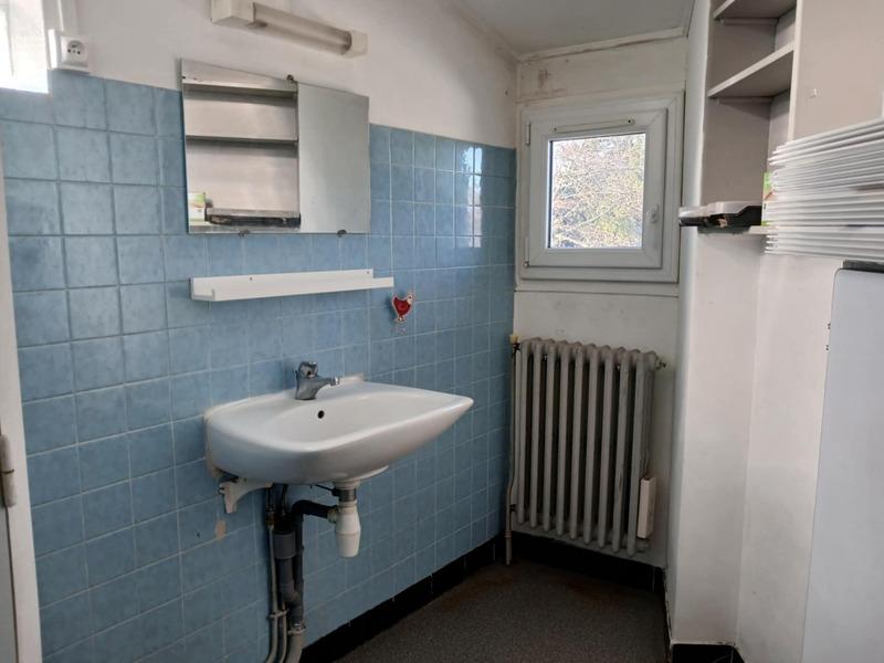 Immeuble - 218 m² - 14 pièces