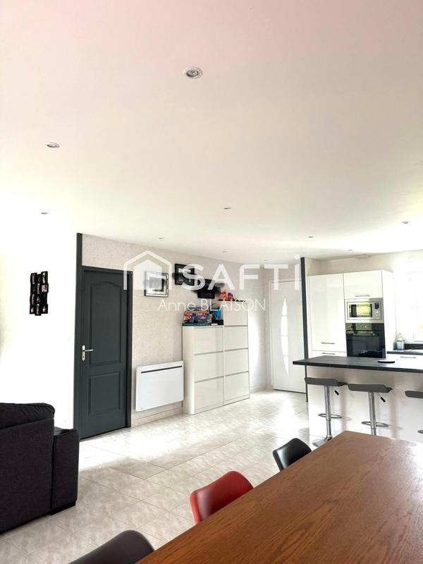 Maison - 104 m² - 6 pièces