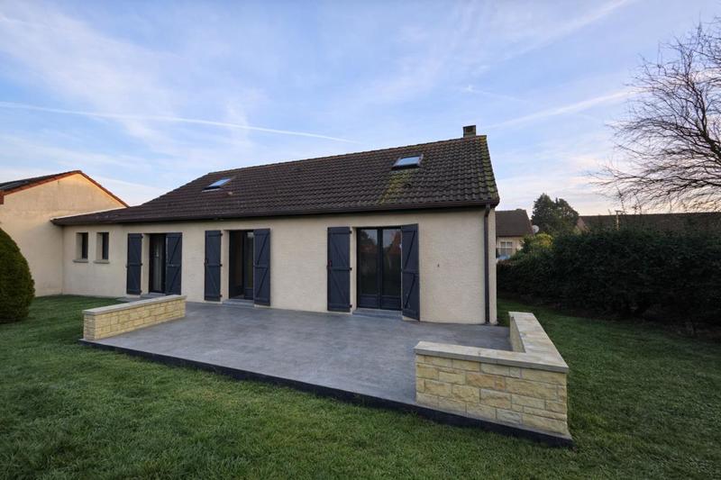 Pavillon - 98 m² - 5 pièces