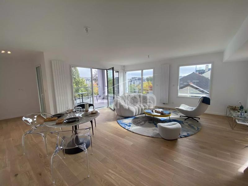 Appartement - 86 m² - 4 pièces