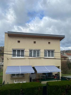 Maison - 160 m² - 8 pièces