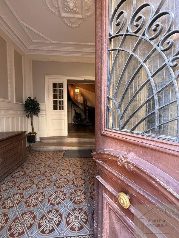 Appartement - 148 m² - 6 pièces