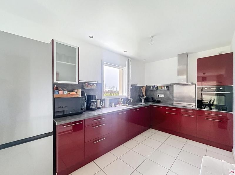 Maison - 83 m² - 5 pièces