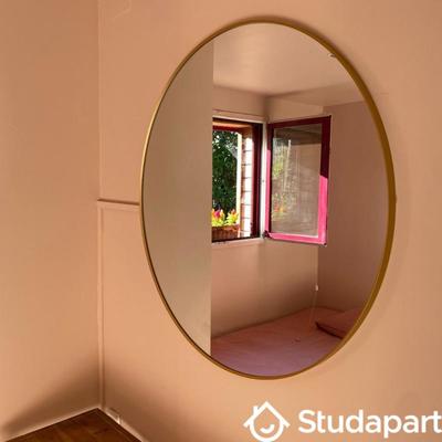 Chambre - 13 m² - 1 pièce