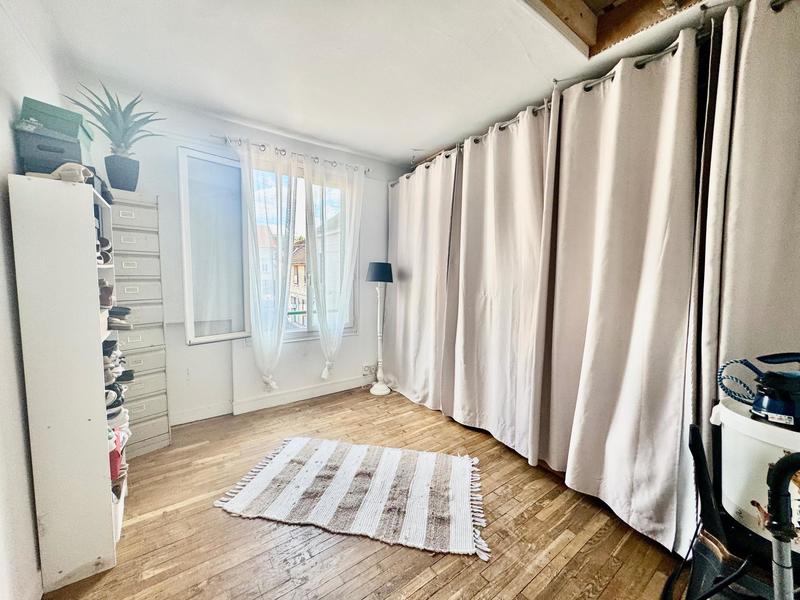 Maison - 96 m² - 4 pièces