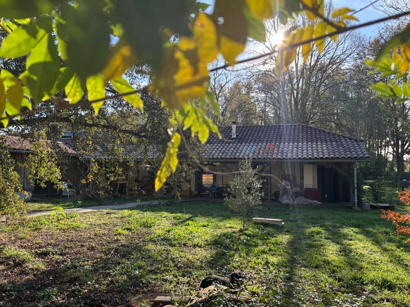 Maison - 147 m² - 6 pièces