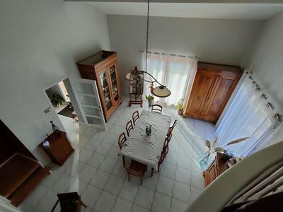 Maison - 167 m² - 5 pièces