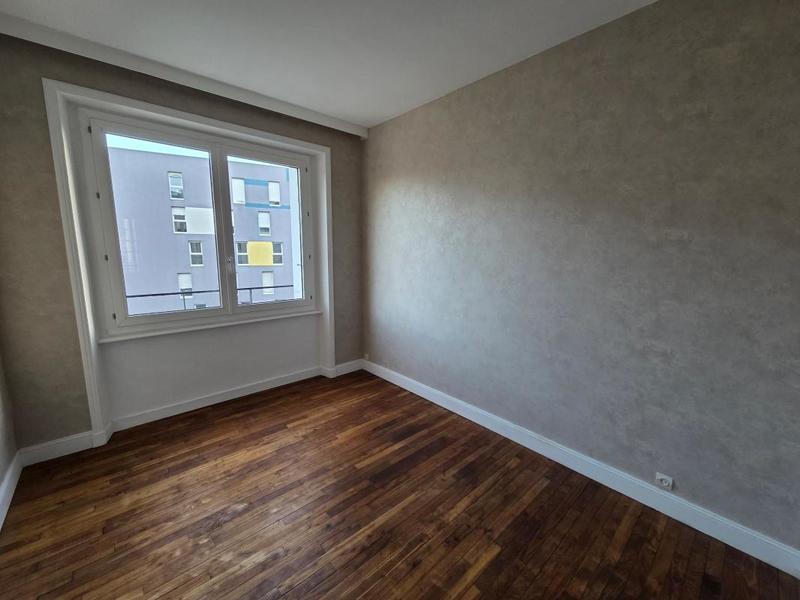 Appartement - 121 m² - 5 pièces