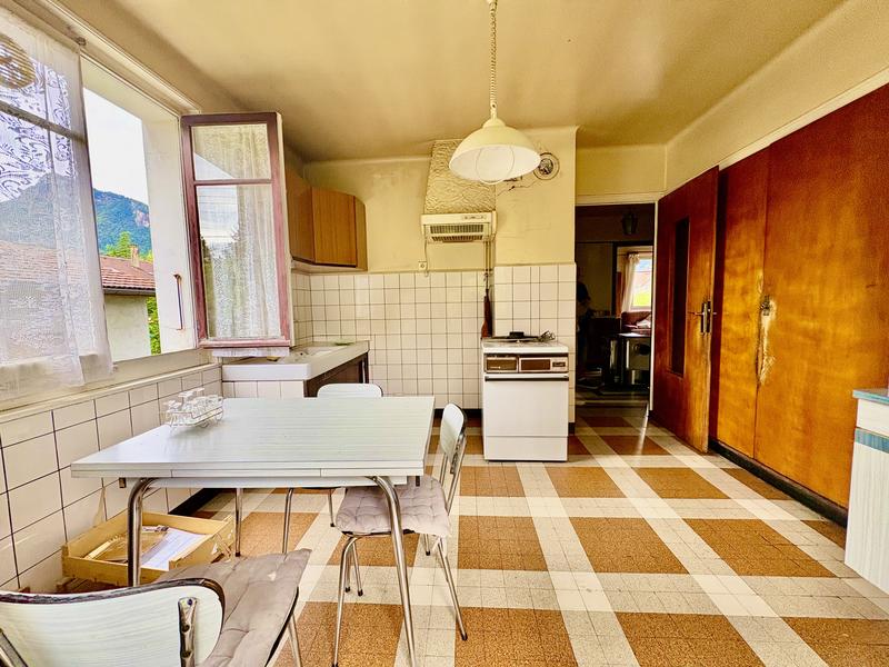 Maison ancienne - 200 m² - 8 pièces