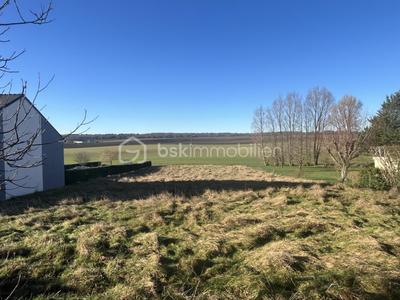 Terrain constructible - 2 450 m²