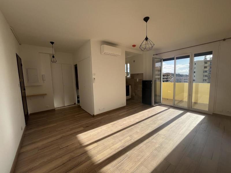 Studio - 26 m² - 1 pièce