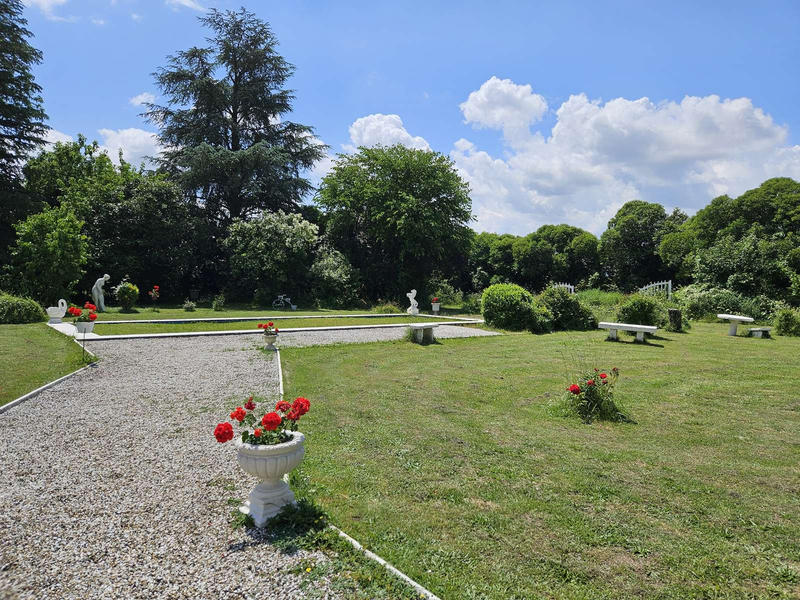 Maison - 137 m² - 5 pièces