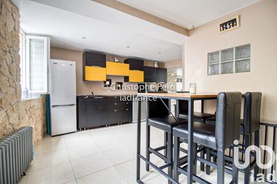 Maison - 104 m² - 4 pièces