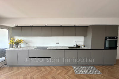 Appartement - 80 m² - 4 pièces