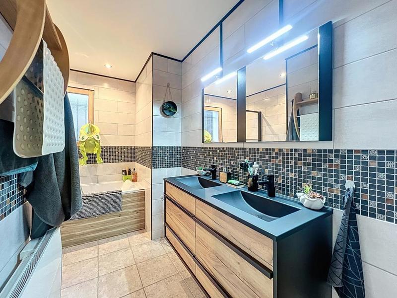 Villa - 158 m² - 6 pièces