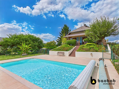 Maison - 105 m² - 5 pièces