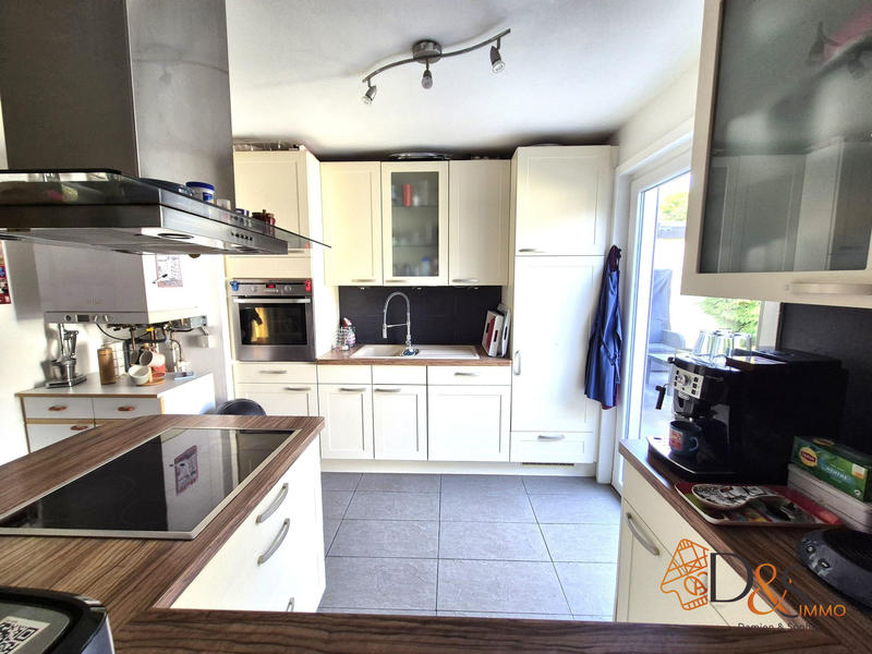 Maison - 122 m² - 6 pièces