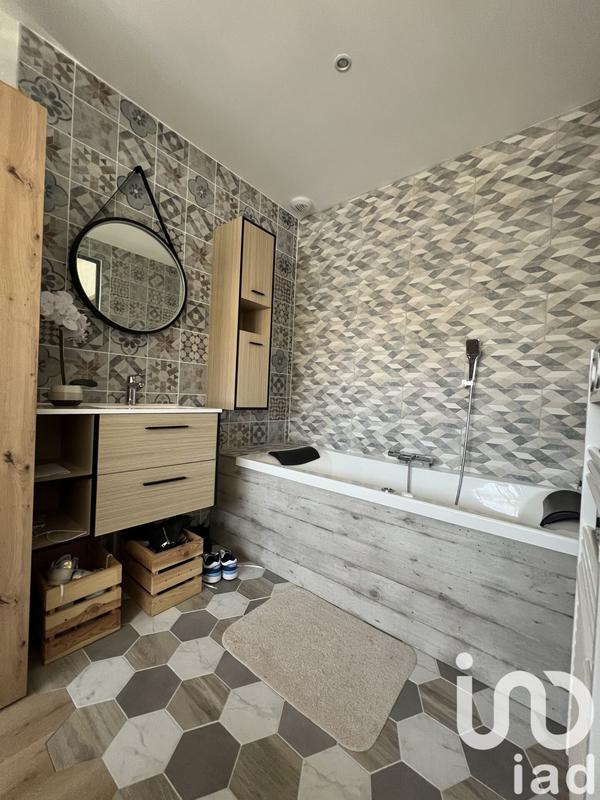 Maison - 94 m² - 4 pièces