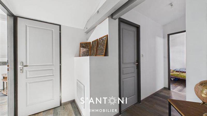 Maison - 161 m² - 7 pièces