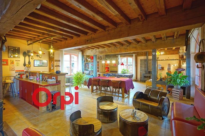 Maison - 300 m² - 5 pièces