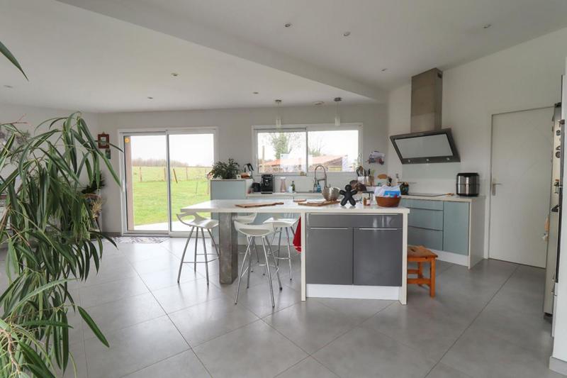 Maison - 167 m² - 5 pièces