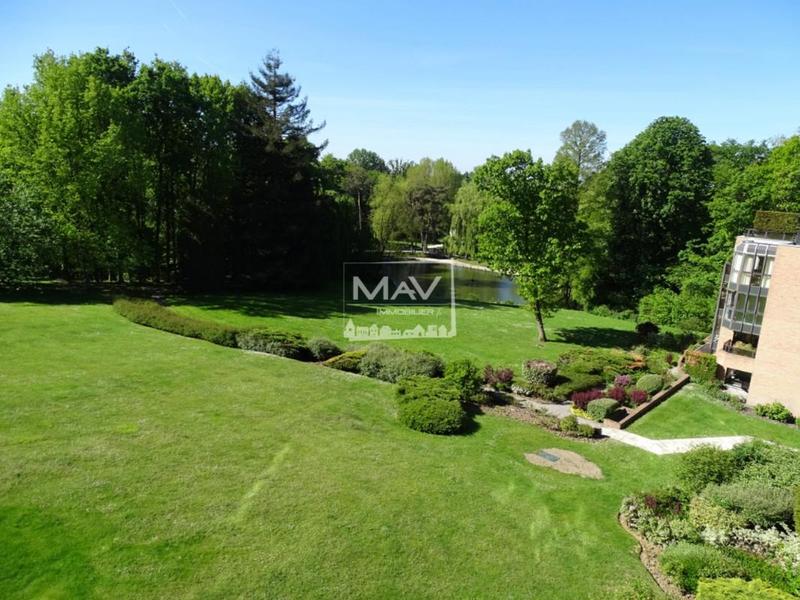 Appartement - 100 m² - 3 pièces