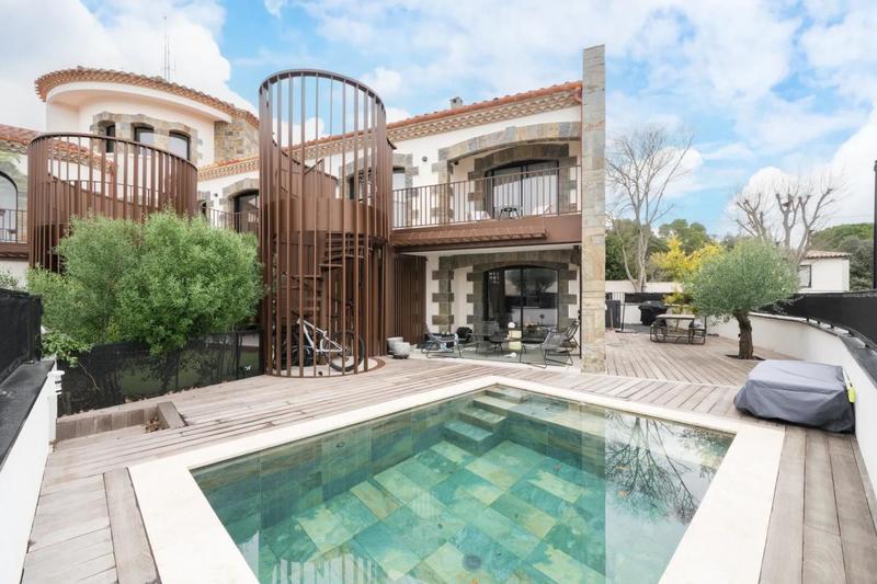 Appartement - 96 m² - 4 pièces