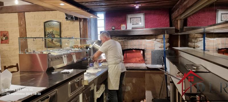 Fonds de commerce - Local commercial - 895 m²