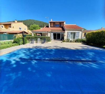 Maison traditionnelle - 130 m² - 5 pièces