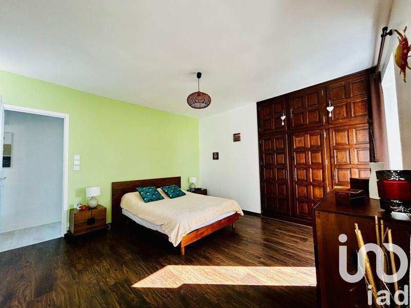 Maison - 224 m² - 6 pièces