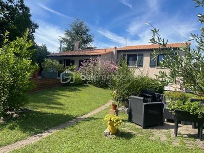 Maison - 100 m² - 4 pièces