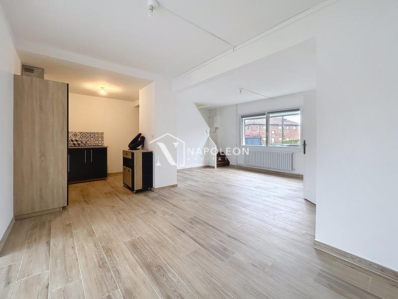 Maison - 93 m² - 4 pièces