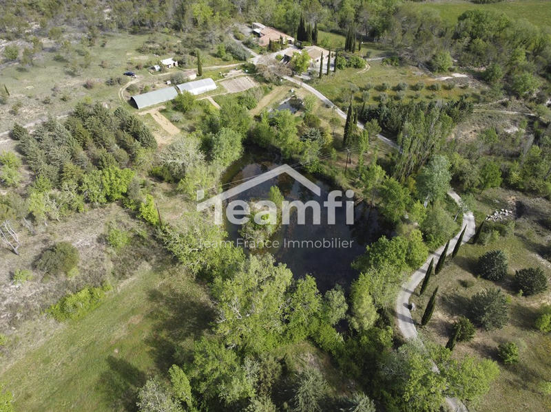 Mas - 256 m² - 10 pièces