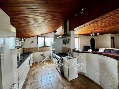 Maison - 114 m² - 6 pièces