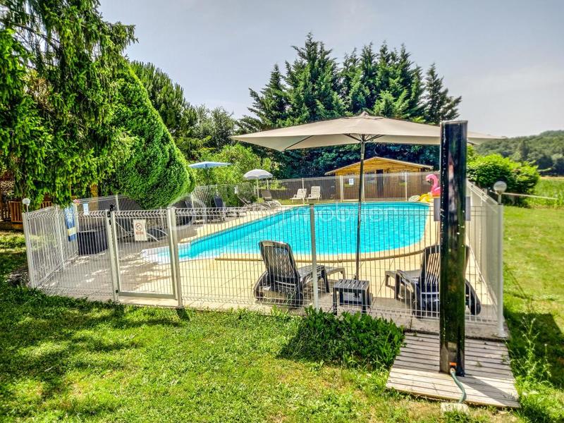 Longère - 350 m² - 15 pièces