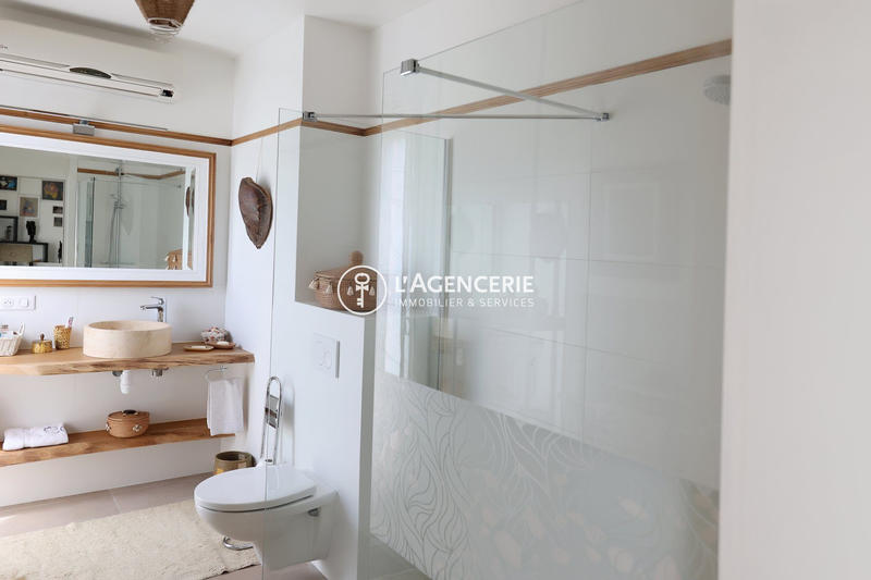 Villa - 400 m² - 7 pièces