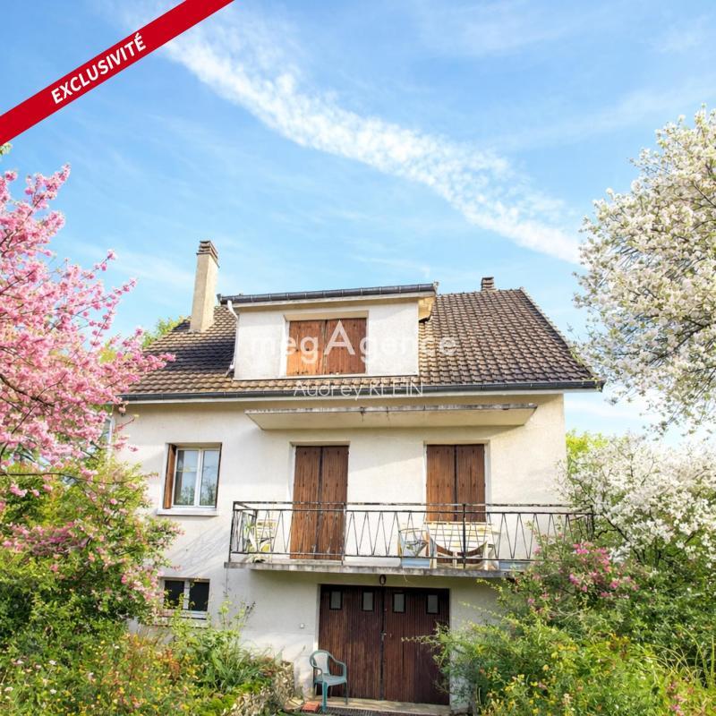 Maison de ville - 95 m² - 4 pièces