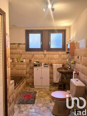 Maison - 176 m² - 7 pièces