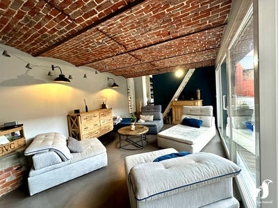 Maison - 226 m² - 8 pièces