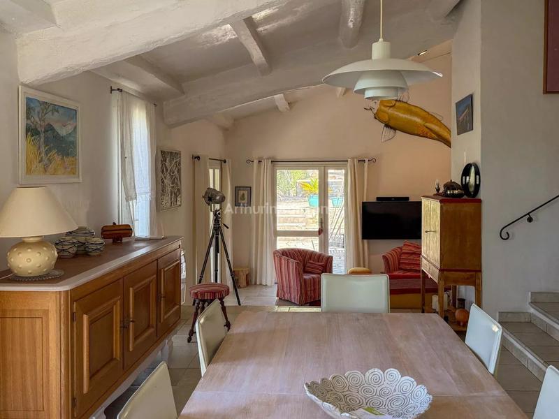 Maison - 137 m² - 4 pièces