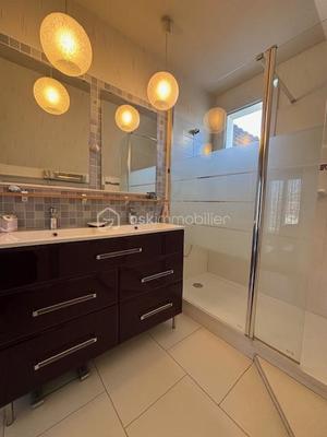 Maison - 172 m² - 7 pièces